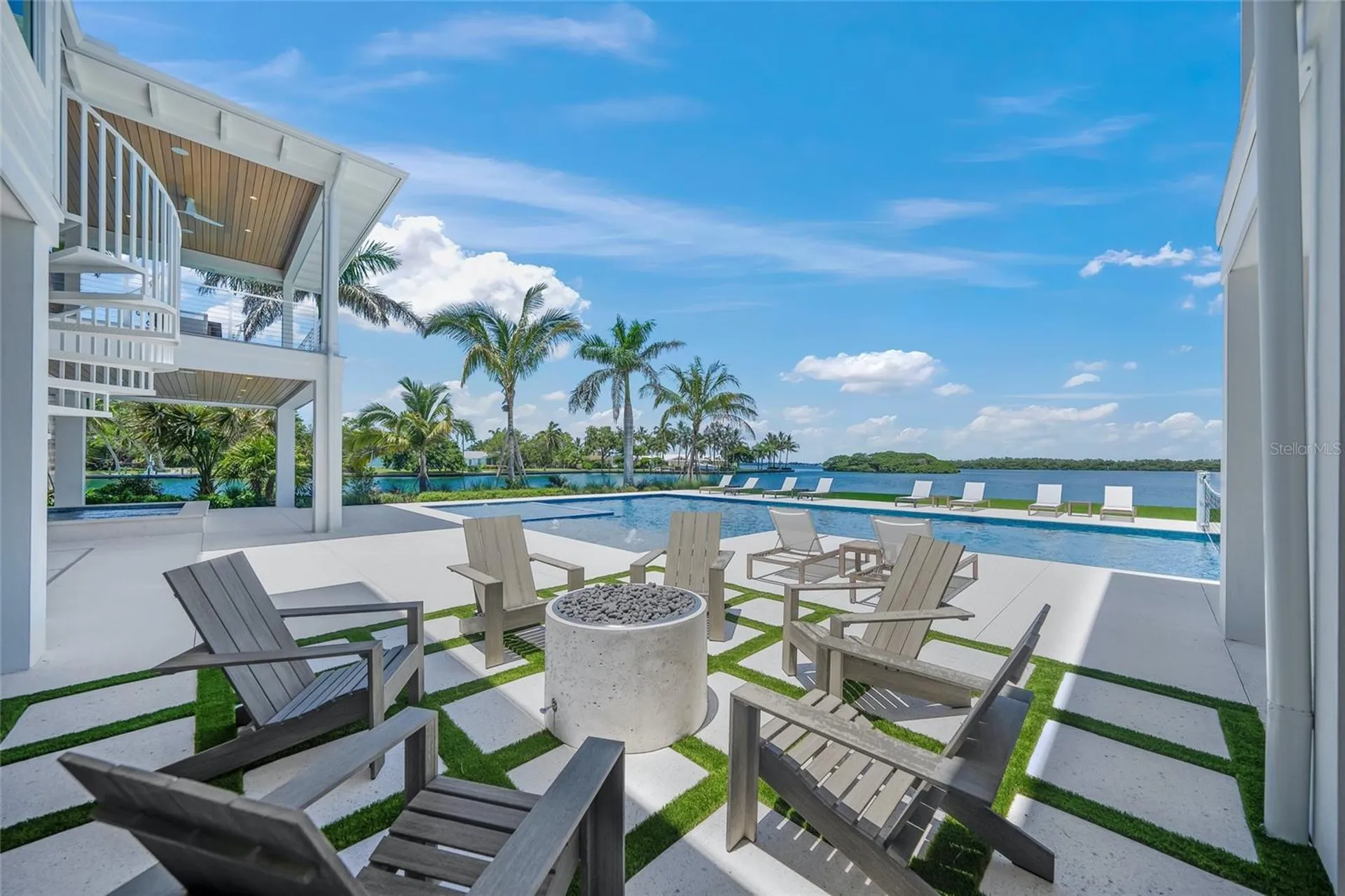 612 Juan Anasco Drive Longboat Key FL 34228
