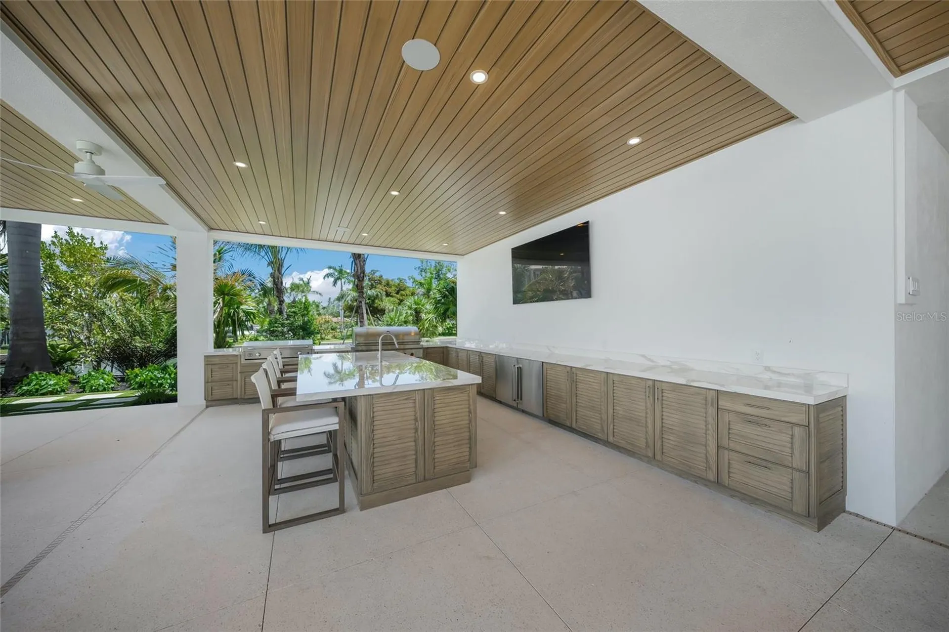 612 Juan Anasco Drive Longboat Key FL 34228