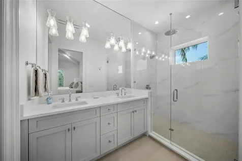 612 Juan Anasco Drive Longboat Key FL 34228
