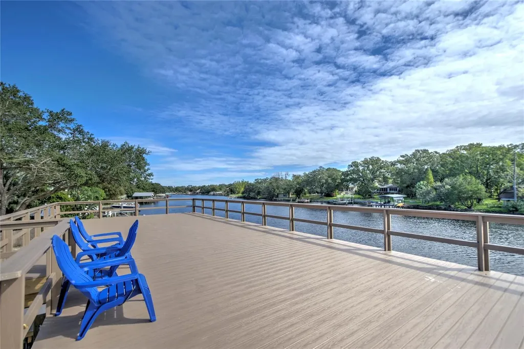 4033 N River View Avenue Tampa FL 33607