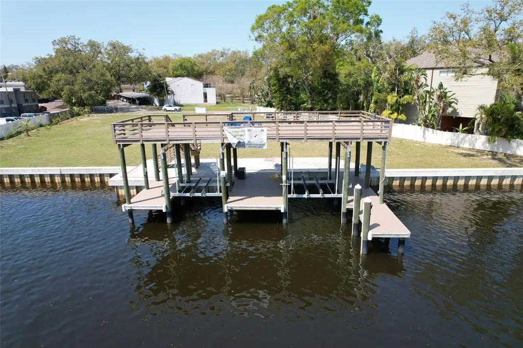 4033 N River View Avenue Tampa FL 33607