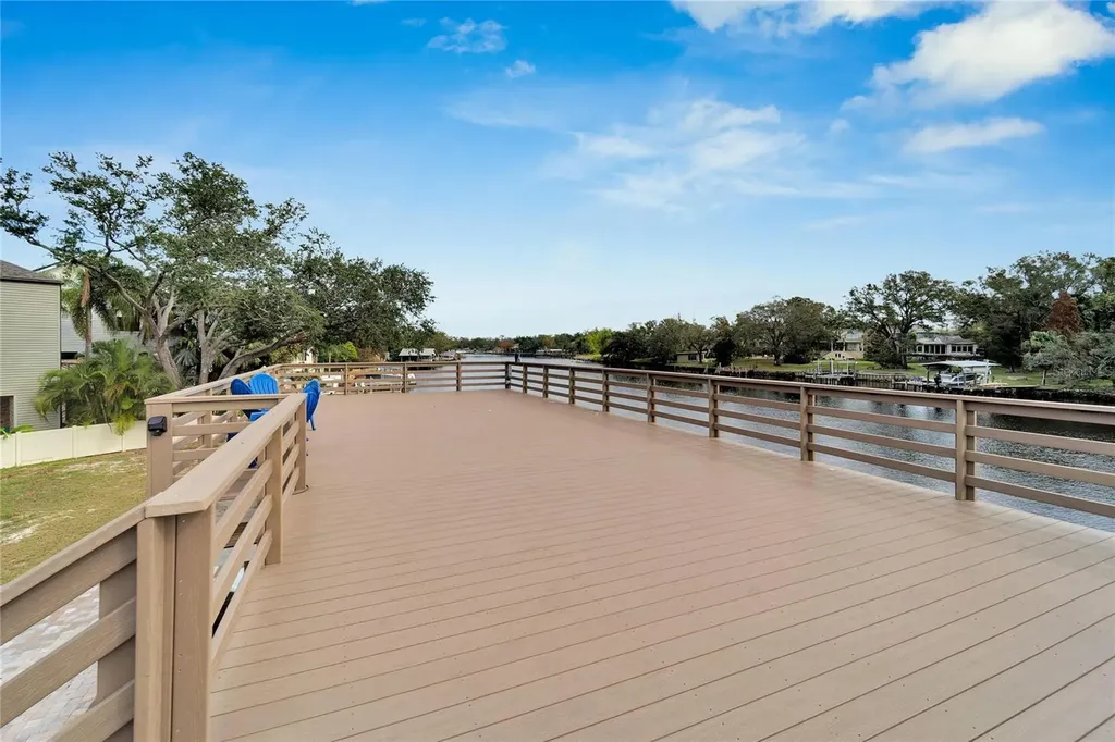 4033 N River View Avenue Tampa FL 33607