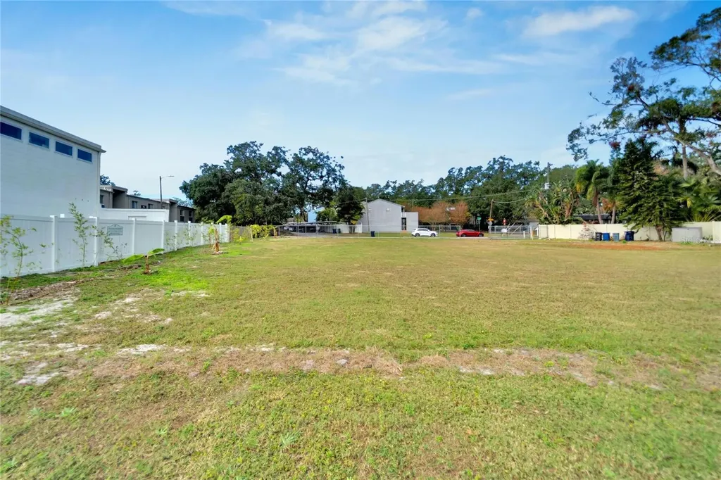 4033 N River View Avenue Tampa FL 33607