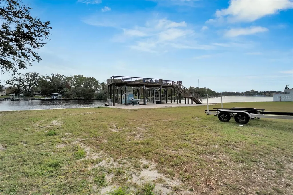4033 N River View Avenue Tampa FL 33607