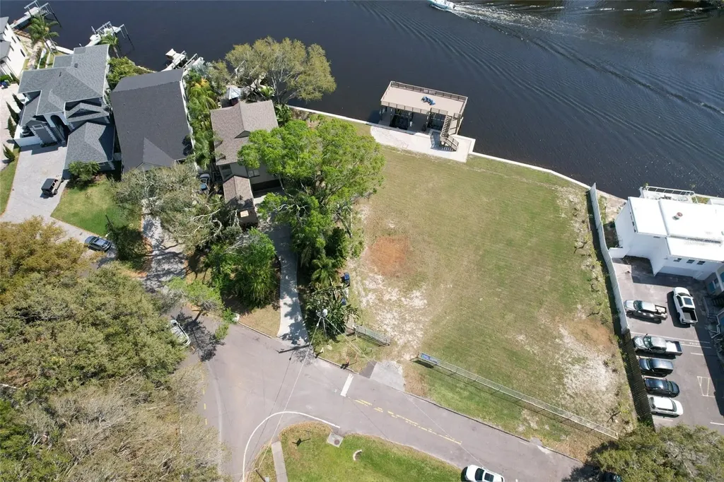 4033 N River View Avenue Tampa FL 33607
