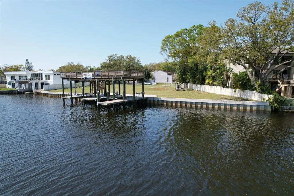 4033 N River View Avenue Tampa FL 33607