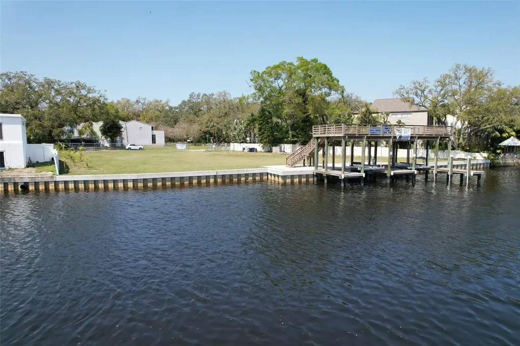 4033 N River View Avenue Tampa FL 33607