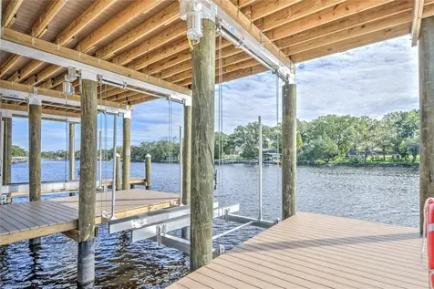 4033 N River View Avenue Tampa FL 33607
