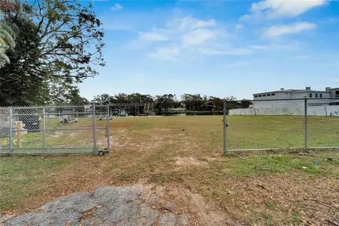 4033 N River View Avenue Tampa FL 33607