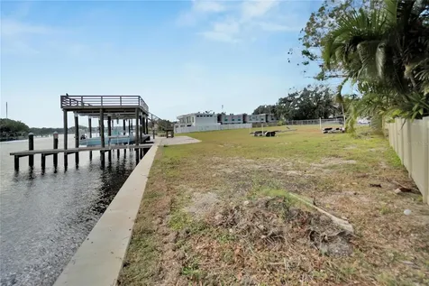 4033 N River View Avenue Tampa FL 33607