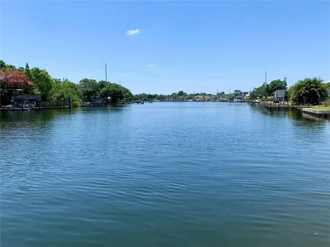 4033 N River View Avenue Tampa FL 33607