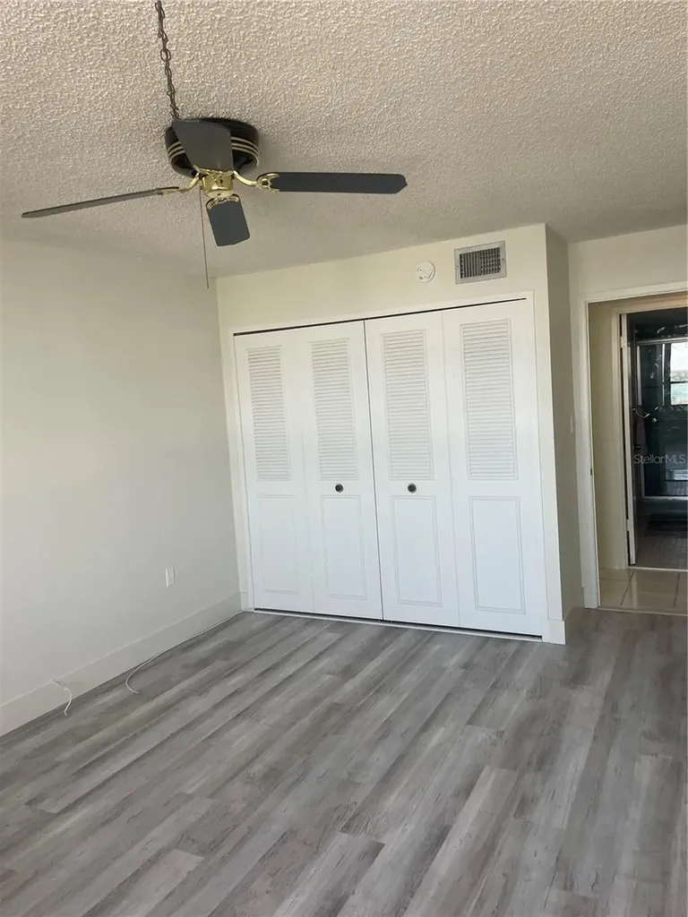 400 Island Way Clearwater Beach FL 33767
