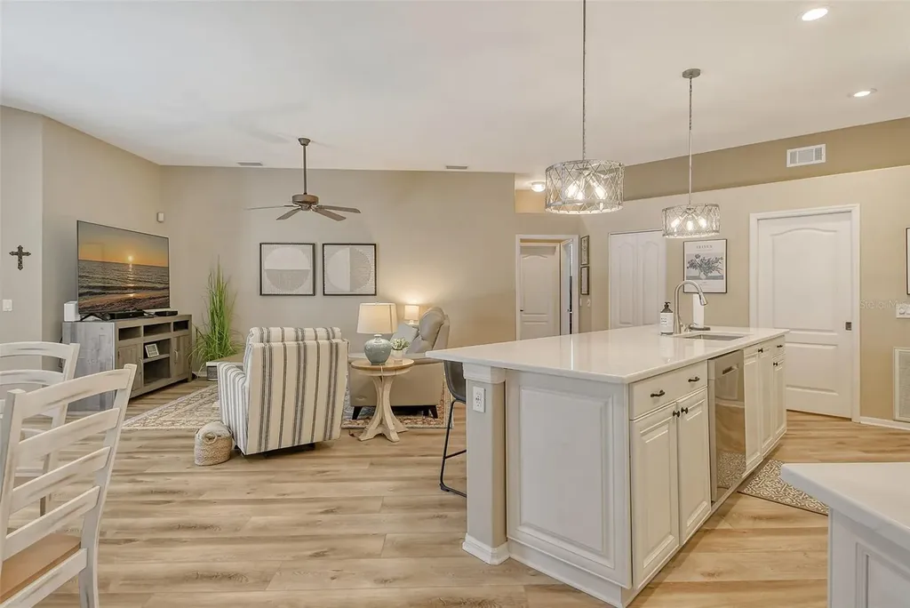 6738 Pleasant Hill Road Bradenton FL 34203