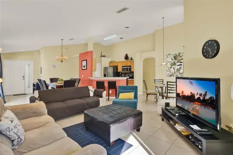 151 Castaway Beach Way Kissimmee FL 34746