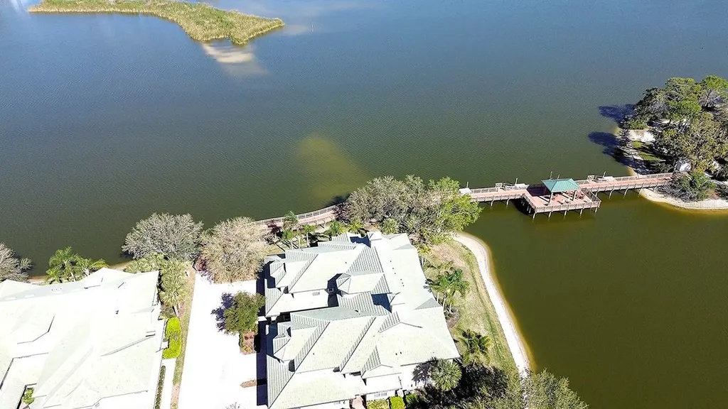 6512 Moorings Point Circle Lakewood Ranch FL 34202