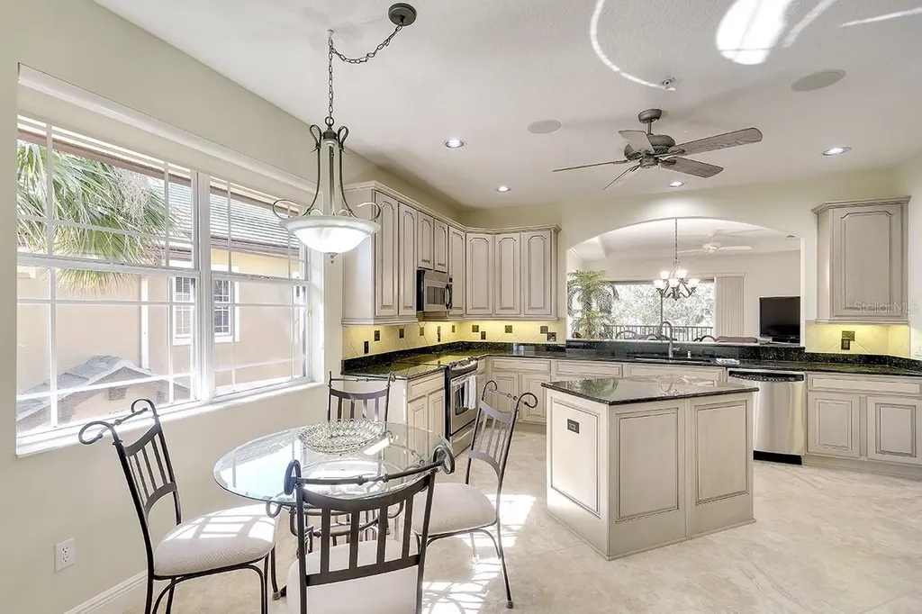 6512 Moorings Point Circle Lakewood Ranch FL 34202
