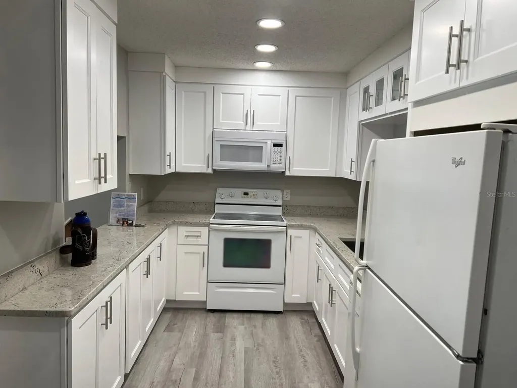 1324 S Pine Ridge Circle Sanford FL 32773