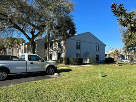 1324 S Pine Ridge Circle Sanford FL 32773