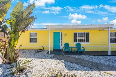 4226 Woodfield Avenue Holiday FL 34691