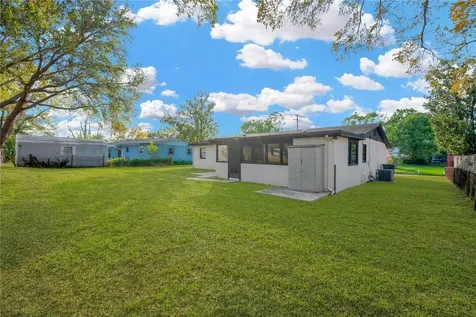 804 Papaya Drive Tampa FL 33619