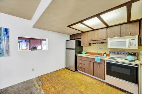 804 Papaya Drive Tampa FL 33619