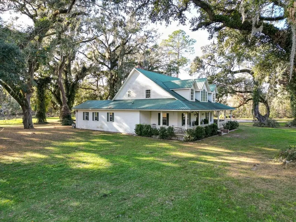 993 Cr 722 Webster FL 33597