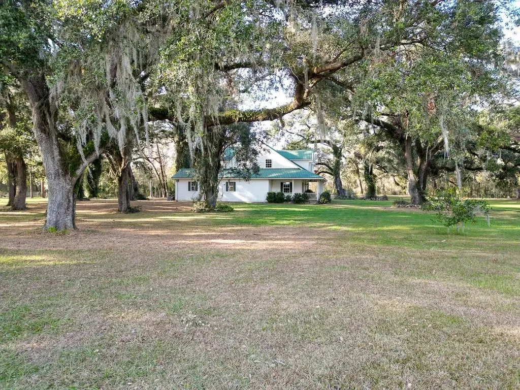 993 Cr 722 Webster FL 33597