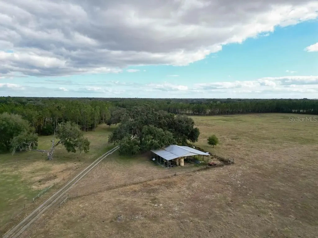 993 Cr 722 Webster FL 33597