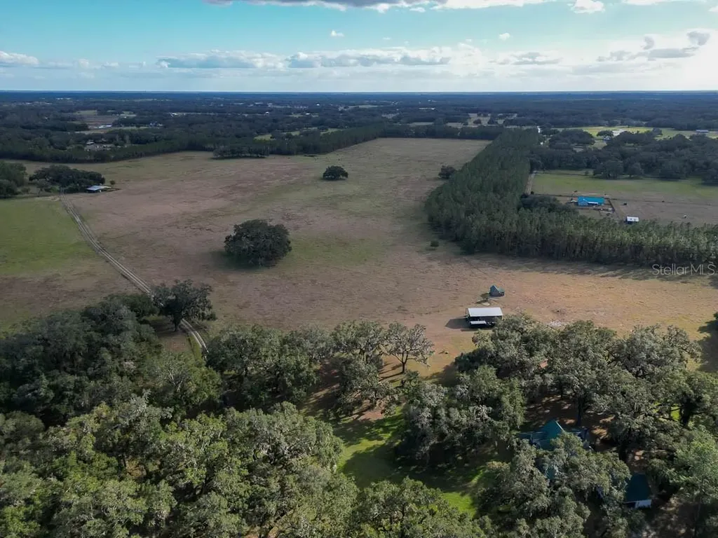993 Cr 722 Webster FL 33597