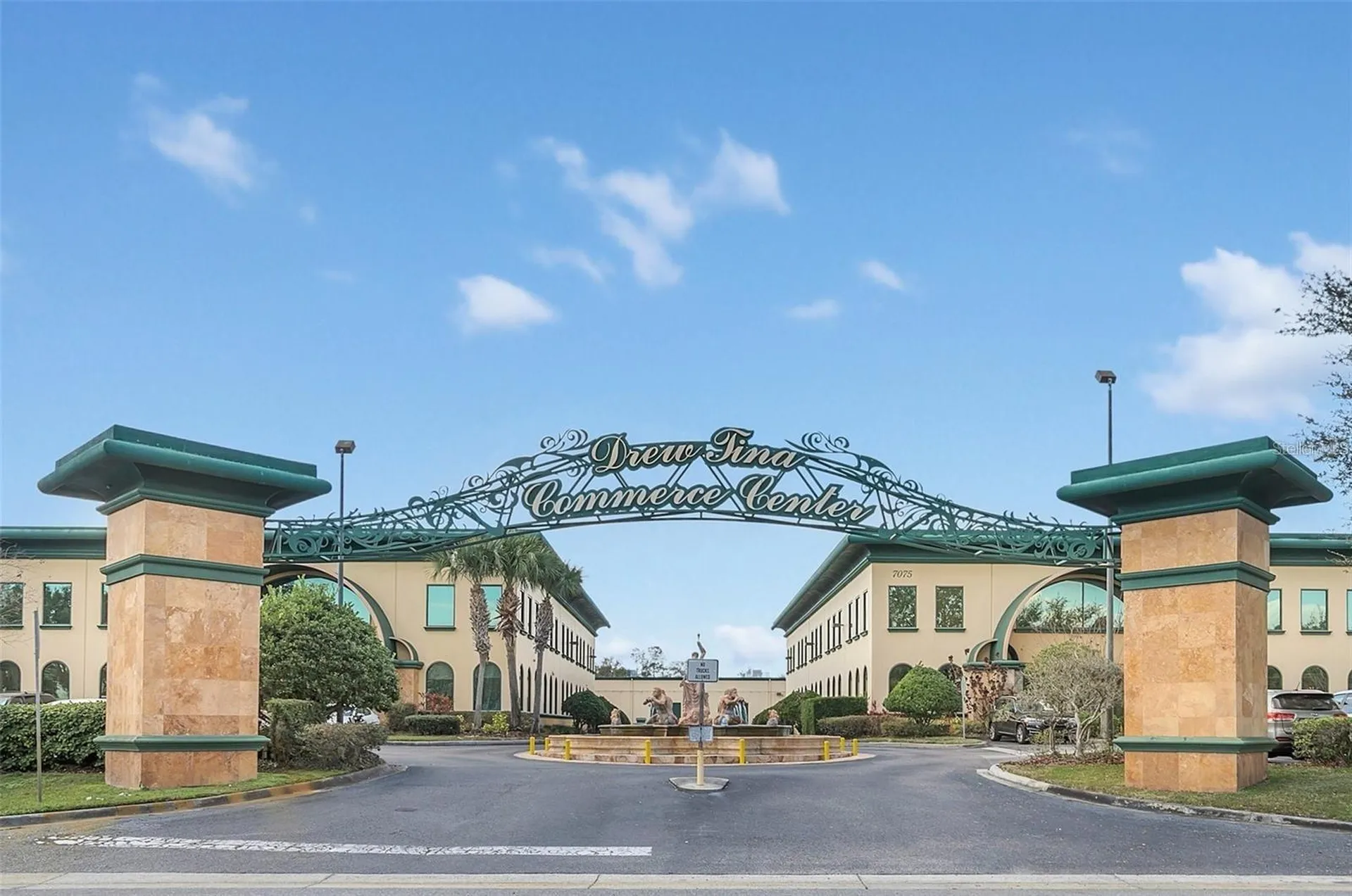 6881 Kingspointe Parkway Orlando FL 32819
