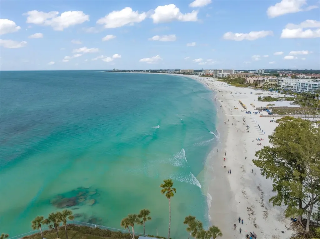 2427 Tulip Street Sarasota FL 34239