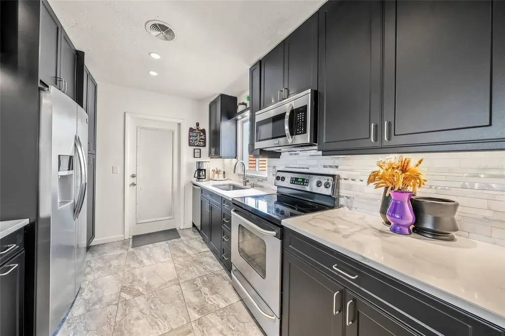 2427 Tulip Street Sarasota FL 34239