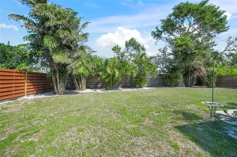 2427 Tulip Street Sarasota FL 34239
