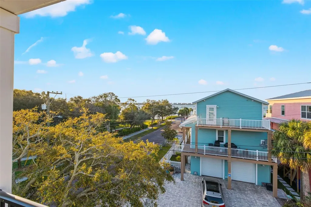 5402 31st Avenue S Gulfport FL 33707