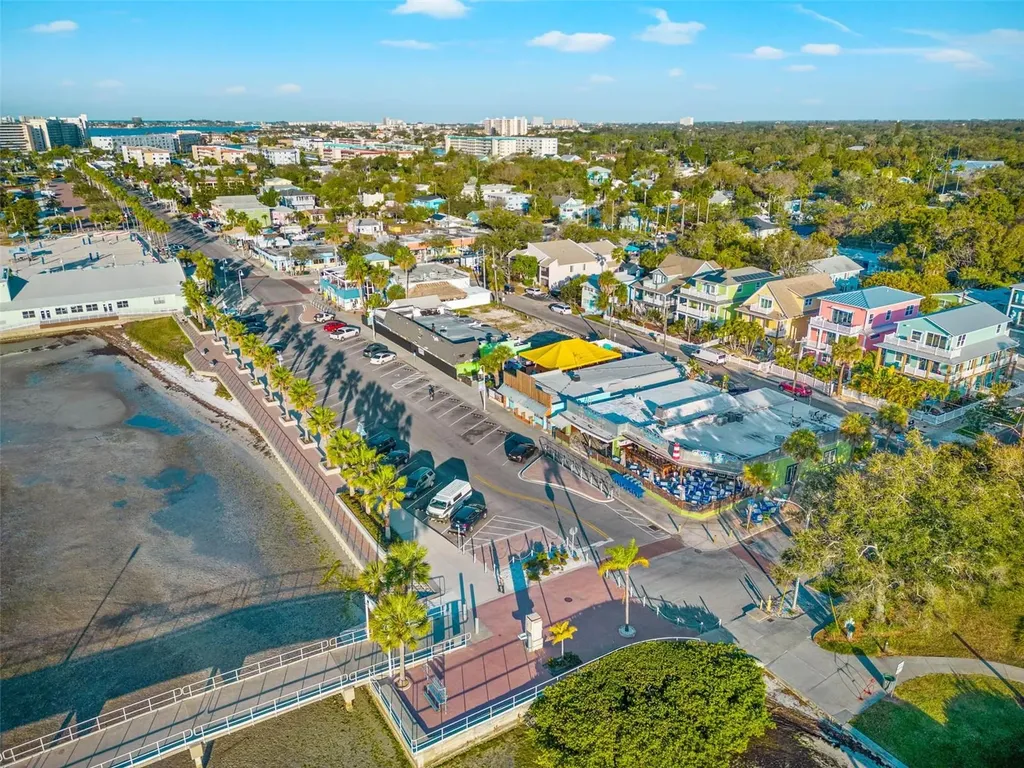 5402 31st Avenue S Gulfport FL 33707