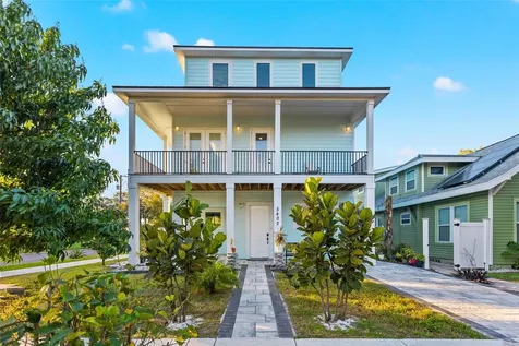 5402 31st Avenue S Gulfport FL 33707