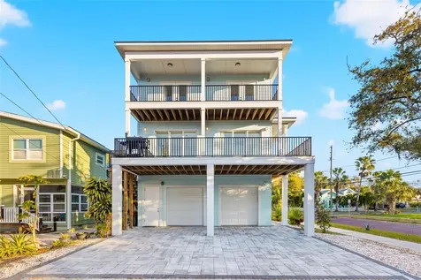 5402 31st Avenue S Gulfport FL 33707