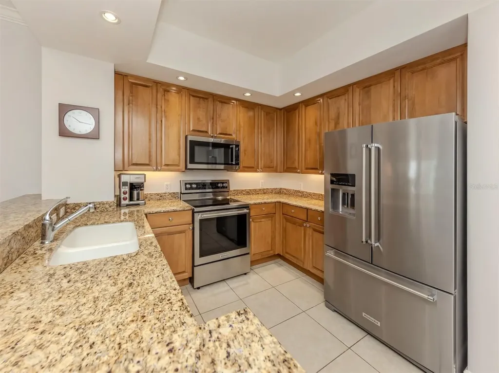 100 Central Avenue Sarasota FL 34236