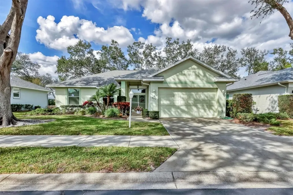 571 Catalina Isles Circle Venice FL 34292