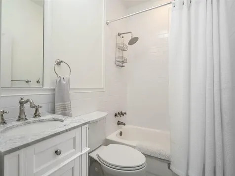 710 SW 27th Street Gainesville FL 32607