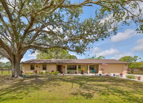1210 67th Street Court E Bradenton FL 34208