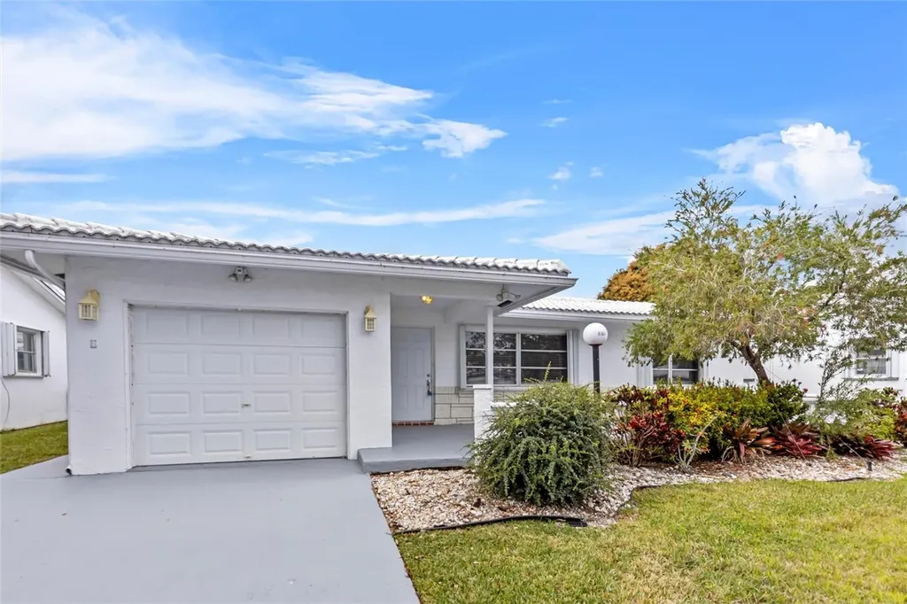 1181 NW 90th Avenue Plantation FL 33322