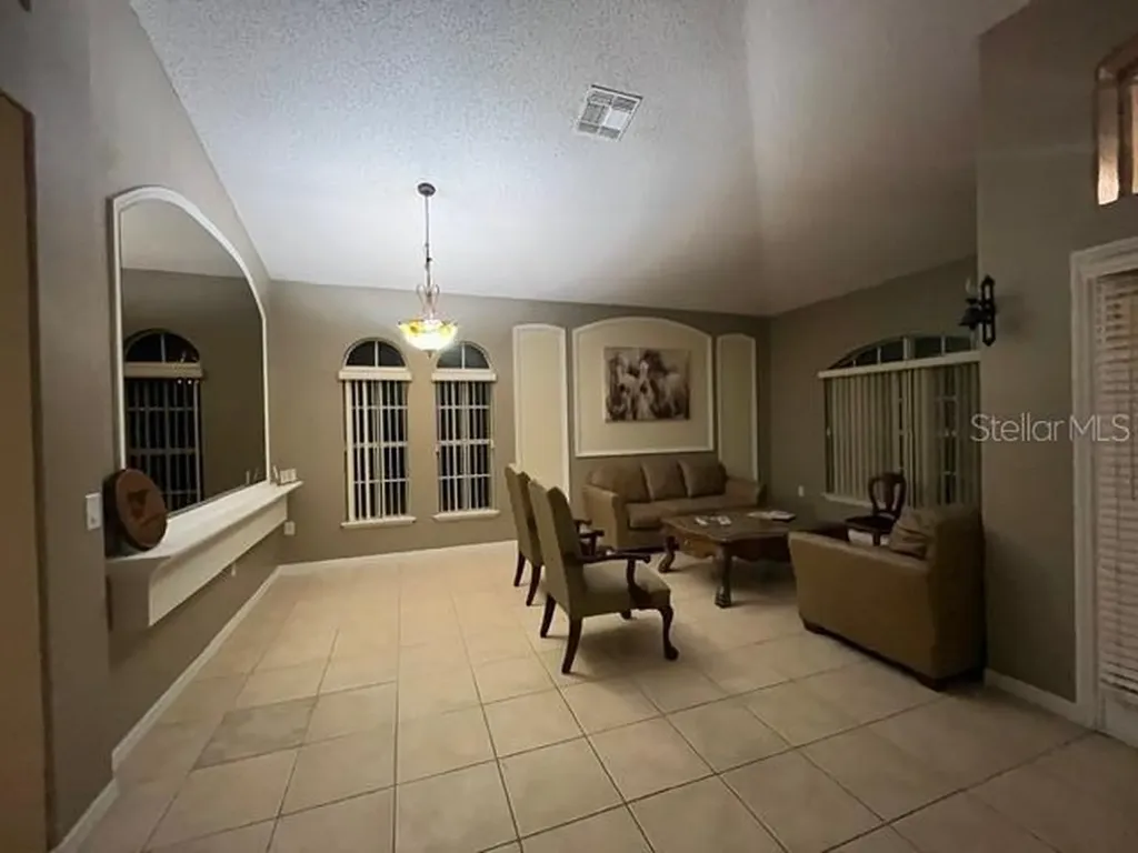 2238 Windcrest Lake Circle Orlando FL 32824