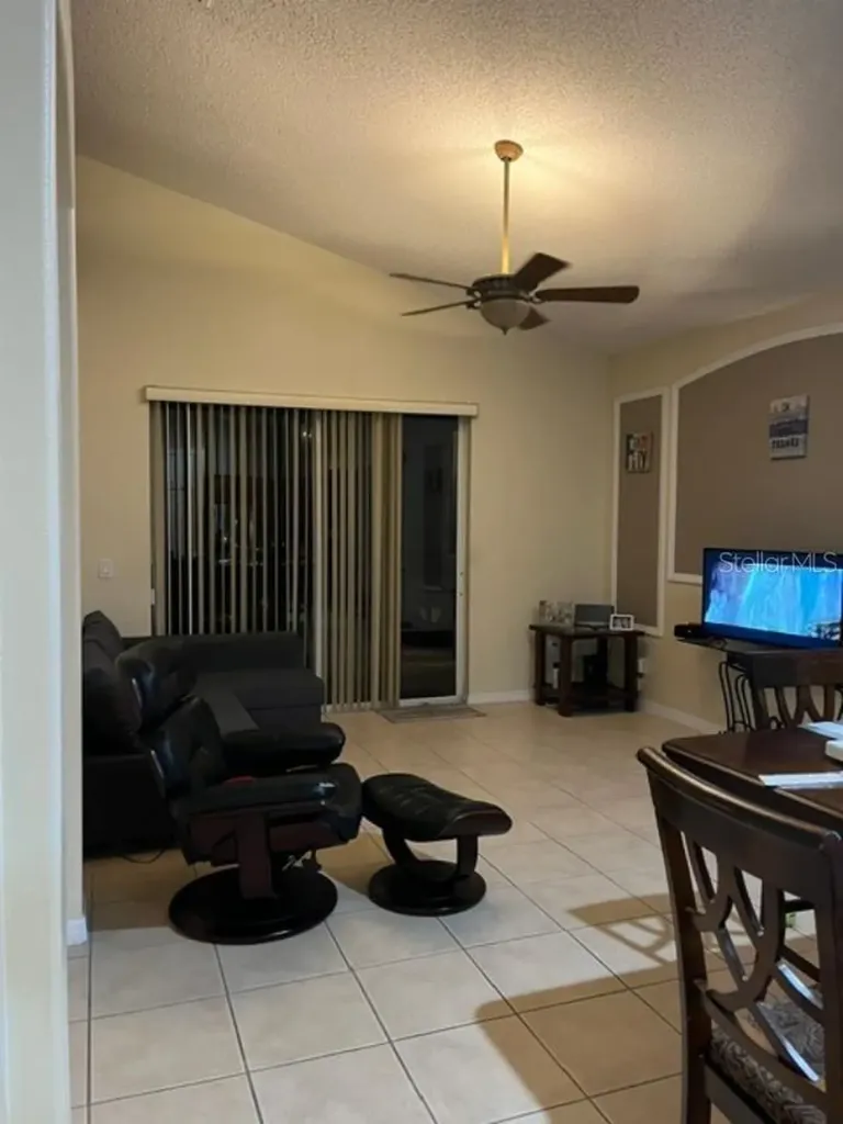 2238 Windcrest Lake Circle Orlando FL 32824