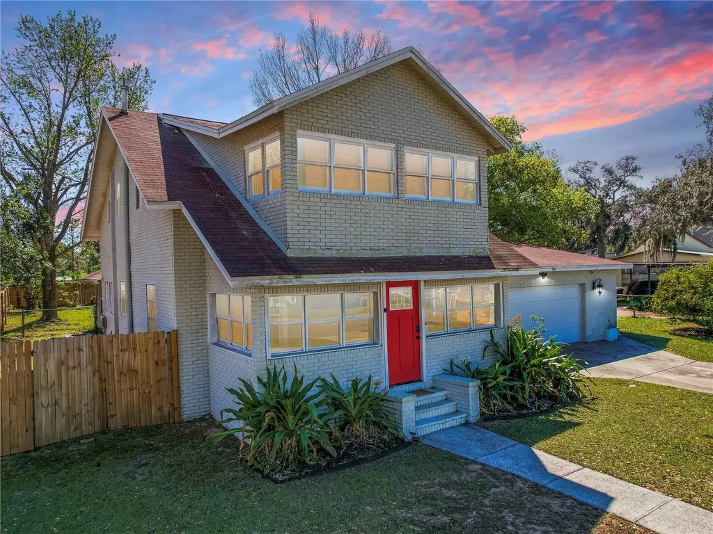 103 W Maple Street Davenport FL 33837
