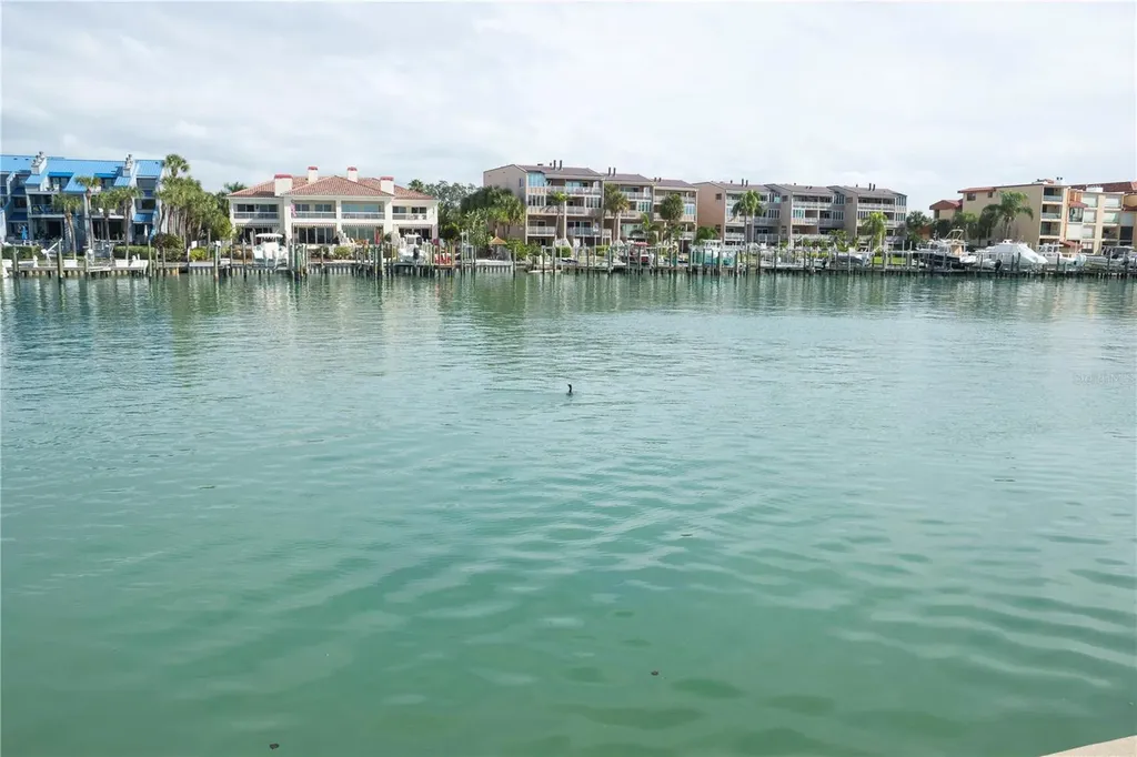 Galeon Drive Tierra Verde FL 33715
