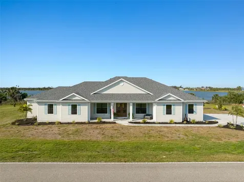 3319 Gulf City Road Ruskin FL 33570