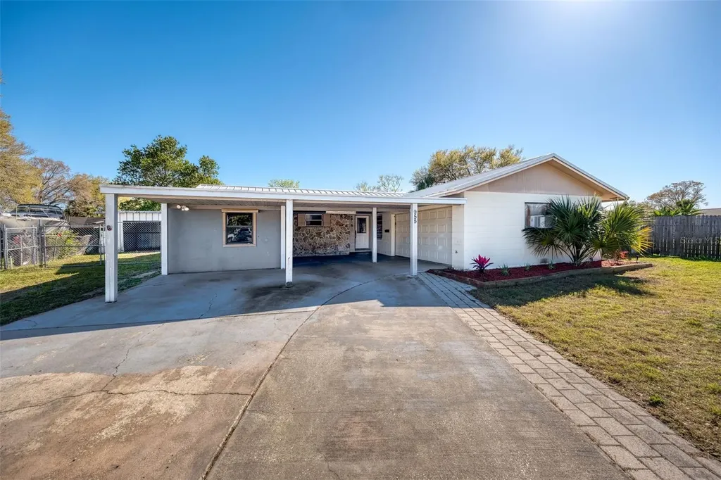 955 Tomes Court Orlando FL 32825