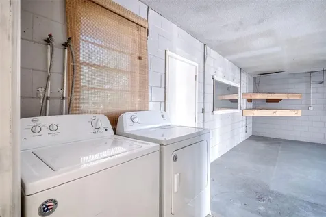 955 Tomes Court Orlando FL 32825