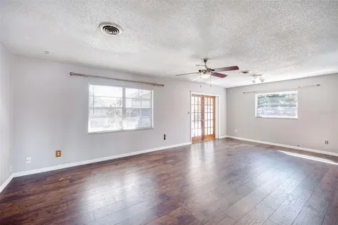 955 Tomes Court Orlando FL 32825